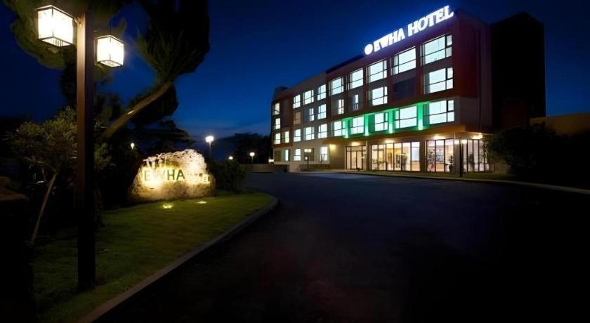 Ewha Hotel เมืองเชจู ภายนอก รูปภาพ